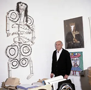 Antonio Saura Pintor Espanol 1930-1998 Fotografiado En Su Estudio El Ano 1989