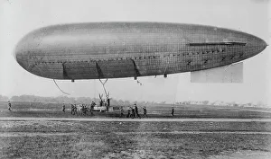 Black And White Press Photography Prints: Army Airship, Beta II, between c1910 and c1915. Creator: Bain News Service
