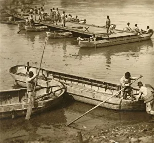 World War One Geography Prints: Assembling a pontoon bridge, c1914-c1918