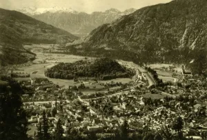 Salzkammergut Region Prints: Bad Ischl, Upper Austria, c1935. Creator: Unknown