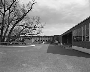 American Industry History Prints: Becton Dickinson & Co. Rutherford, New Jersey, 1954. Creator: Gottscho-Schleisner, Inc