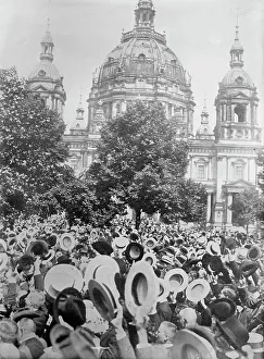 Berlin, Cheering Declaration of War Print, Aug 1914