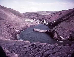 British Seaside Villages Prints: Boscastle harbour, Cornwall, c1955. Creator: Arthur Charles Kirby Ware