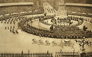 Photochrom Co Ltd Images Prints: The Coronation Procession Approaching The Mall, 1937. Creator: Photochrom Co Ltd of London