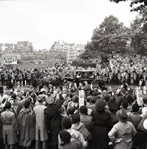 Prints of Coronation of Queen Elizabeth II, London, 2 June 1953. Crowds watching the procession on the way to Buckingham Palace Palace Prints: Coronation of Queen Elizabeth II Print, 1953