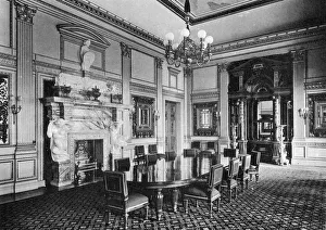 The dining room, Dorchester House, 1908.Artist: Bedford Lemere and Company The dining room, Dorchester House, 1908.Artist: Bedford Lemere and Company