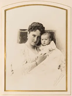 Empress Alexandra Fyodorovna with the infant Anastasia, fourth and youngest daughter of Nicholas II Empress Alexandra Fyodorovna with the infant Anastasia, fourth and youngest daughter of Nicholas II