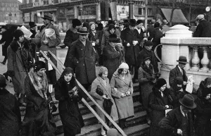 Entrance to a Metro station, Paris, 1931.Artist: Ernest Flammarion Entrance to a Metro station, Paris, 1931.Artist: Ernest Flammarion