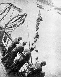 Britain At War 1940s Prints: Evacuation of British troops from Dunkirk, 27 May - 3 June 1940