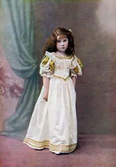 Lady Elizabeth Bowes-Lyon, aged six, 1906-1907 (1923) Lady Elizabeth Bowes-Lyon, aged six, 1906-1907 (1923)