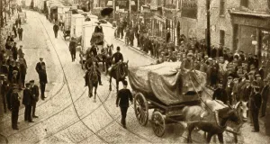 London in Peril of Starvation, 1912, (1933). Creator: T E Joy London in Peril of Starvation, 1912, (1933). Creator: T E Joy