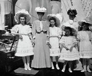 The mother, sister and children of Tsar Nicholas II (1868-1918) of Russia, 1908.Artist: Queen Alexandra The mother, sister and children of Tsar Nicholas II (1868-1918) of Russia, 1908.Artist: Queen Alexandra