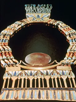 Pectoral from Tutankhamuns tomb, 14th century BC Pectoral from Tutankhamuns tomb, 14th century BC