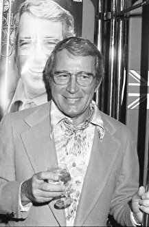 Perry Como, Cafe Royal, London, 1977. Artist: Brian O'Connor Perry Como, Cafe Royal, London, 1977. Artist: Brian O'Connor