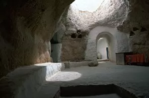 Gabes Collection: Pit dwelling in Tunisia
