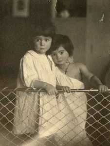 Portrait of two children, late 19th or early 20th century. Artist: Leonid Andreyev Portrait of two children, late 19th or early 20th century. Artist: Leonid Andreyev