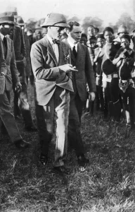 The Prince of Wales and a group of Usuta dancers, Zululand, 1925 The Prince of Wales and a group of Usuta dancers, Zululand, 1925