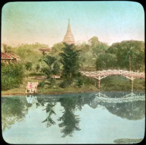 River scene, India, late 19th or early 20th century River scene, India, late 19th or early 20th century