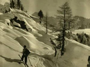 Vintage Skiing Photos Prints: Skiing at Ankogel, Austria, c1935. Creator: Unknown