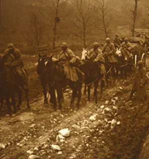 First World War Animals Prints: Soldiers on the move, c1914-c1918