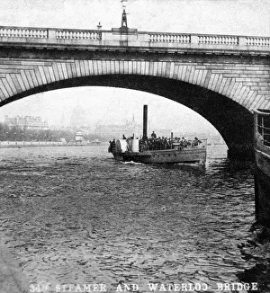 Waterloo Bridge London Prints: A steamer passing underneath Waterloo Bridge, London, early 20th century