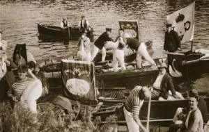 Swan upping on the Thames, 20th century Swan upping on the Thames, 20th century