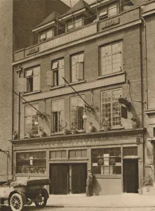 Tower Of London History Prints: The Tiger Tavern on Tower Hill, c1935. Creator: Unknown