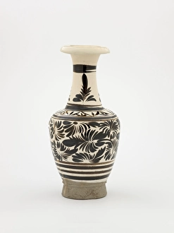 Chinese Decorative Arts Prints: Vase, date unknown. Creator: Unknown