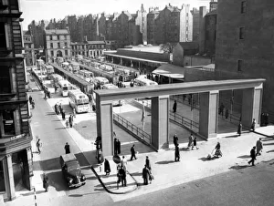 Bus Station at St Andrews Square in Edinburgh 1957 Bus Station at St Andrews Square in Edinburgh 1957