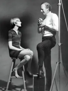 Vintage Fashion Photography Prints: Twiggy and photographer John Cowan during a photo-shoot at his s