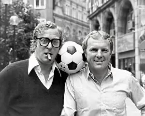 Images Dated 2nd September 1981: Michael Caine with Bobby Moore