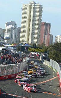 Images Dated 26th October 2003: 2003 Australian V8 Supercars Surfers Paradise, Australia. October 25th 2003