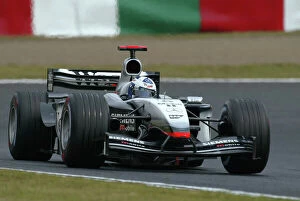 Images Dated 10th October 2003: 2003 Japanese Grand Prix - Friday Qualifying, Suzuka, Japan. 10th October 2003