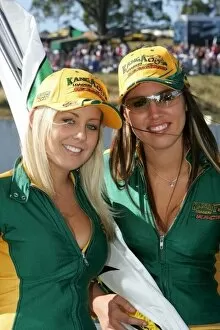 Images Dated 29th May 2005: Australia girl chicks V8 girls portrait