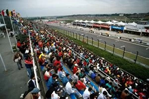 Images Dated 15th May 2001: Formula One World Championship: The Japanese public are fanatical about Formula One