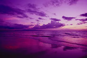 Hawaii, Maui, Kihei, Sunset, Purple Sky, Shoreline At Kamaole Beach Hawaii, Maui, Kihei, Sunset, Purple Sky, Shoreline At Kamaole Beach