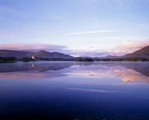 Images Dated 4th December 2007: Killarney, Co Kerry, Ireland, Ross Castle And Muckross Lake
