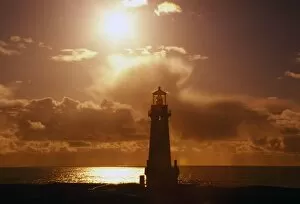 Images Dated 22nd August 2006: Sunset At Yaquina Head Lighthouse, Oregon, United States Of America