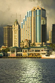 USA, Hawaii, Oahu, View of downtown and harbor; Honolulu USA, Hawaii, Oahu, View of downtown and harbor; Honolulu