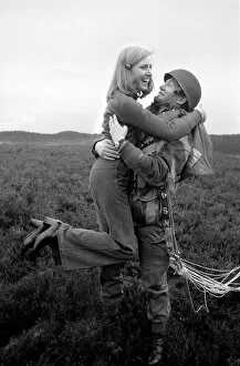 Images Dated 14th February 1975: 9th Independent Parachute Squadron with wife after drop. February 1975 75-00893-007