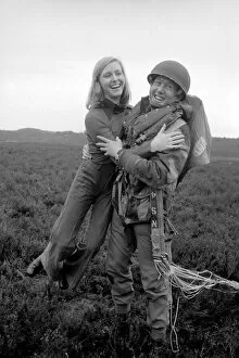 Images Dated 14th February 1975: 9th Independent Parachute Squadron with wife after drop. February 1975 75-00893-006