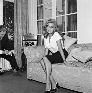 Abbe Lane, American singer and actress, in the UK to make a film for television Abbe Lane, American singer and actress, in the UK to make a film for television