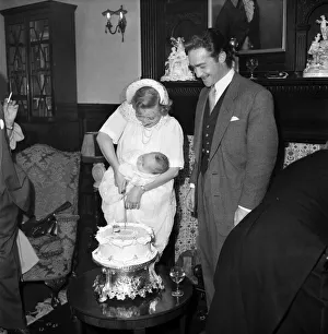 Actor Richard Todd with his wife and baby Peter. September 1952 C4627 Actor Richard Todd with his wife and baby Peter. September 1952 C4627