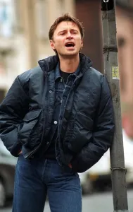 Actor Robert Carlyle outside the glasgow film theatre shouting at photographers March Actor Robert Carlyle outside the glasgow film theatre shouting at photographers March