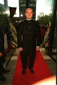 Images Dated 29th April 1997: Actor Ross Kemp from Eastenders arrives for the Bafta awards ceremony
