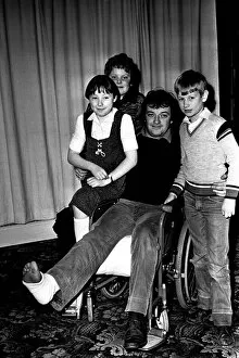 Images Dated 27th March 1980: Actor Tim Healy decided the show must go on in spite of an unlucky break