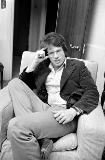 US Actor Warren Beattie seen here in his Claridges Hotelroom here to promote his new US Actor Warren Beattie seen here in his Claridges Hotelroom here to promote his new