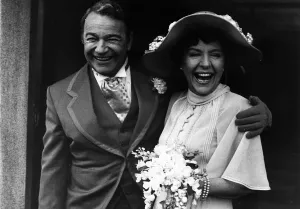 Actress Noele Gordon as Meg Richardson is married 1975 to Hugh (John Bently Actress Noele Gordon as Meg Richardson is married 1975 to Hugh (John Bently