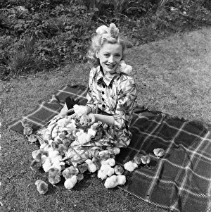 Actress Pat Dainton with Easter Chicks. April 1950 O23473-003 Actress Pat Dainton with Easter Chicks. April 1950 O23473-003