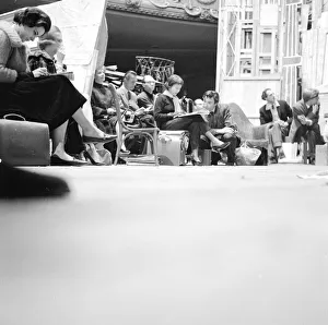 Actress Vivien Leigh at rehearsals for the Twelth Night. rehearsing May 1961 Actress Vivien Leigh at rehearsals for the Twelth Night. rehearsing May 1961